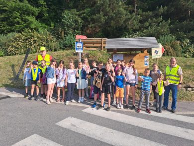 Utrinki iz Pešbusa – Peš v šolo, varno v prometu!