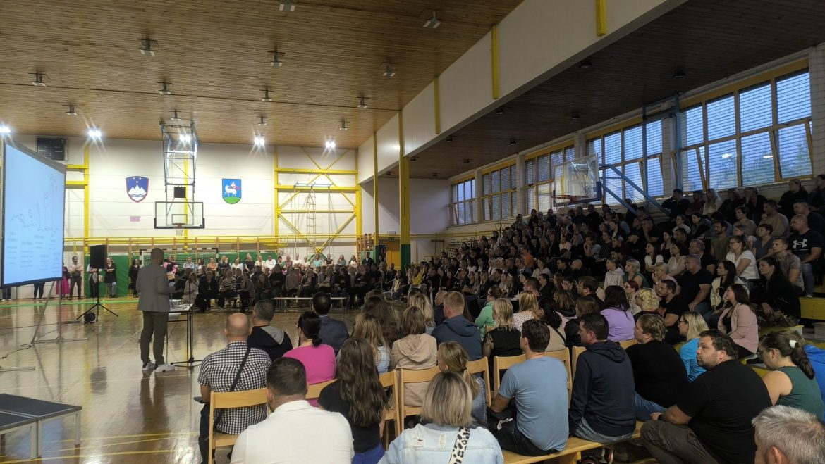 Prvi skupni roditeljski sestanek