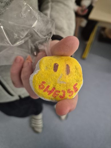 Na šoli je zraslo drevo prijaznosti