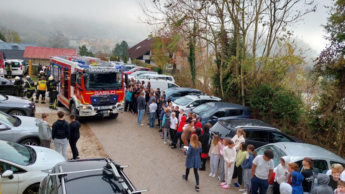 Uspešna vaja evakuacije