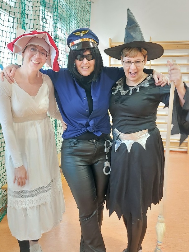 C:\Users\Uporabnik\Downloads\ed9d3fa3-f975-42d5-b747-7ade601913fa.jfif