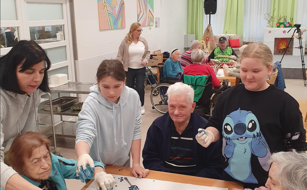 Medgeneracijsko barvanje pirhov