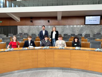 Na 36. otroškem parlamentu razpravljali o šolskem sistemu