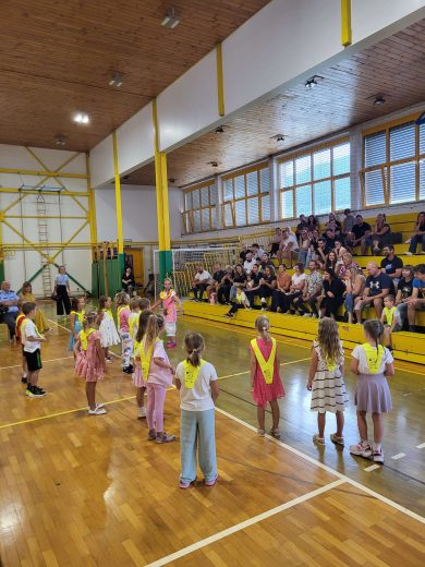 Prvi šolski dan na OŠ Neznanih talcev Dravograd