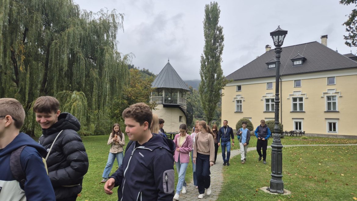 Devetošolci smo spoznavali zgodovino našega kraja